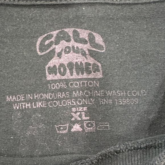 Local Brewery Graphic T-shirt - Picture 3 of 4